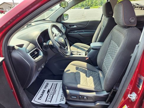 Used 2018 Chevrolet Equinox LT image 12
