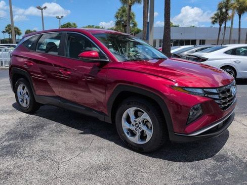 Certified 2024 Hyundai Tucson SE FWD image 2