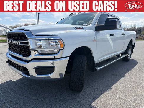 Used 2024 RAM 3500 Tradesman w/ Chrome Appearance Group AWD/4WD image 8
