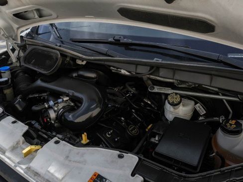 Used 2019 Ford Transit 250 130 Low Roof image 41