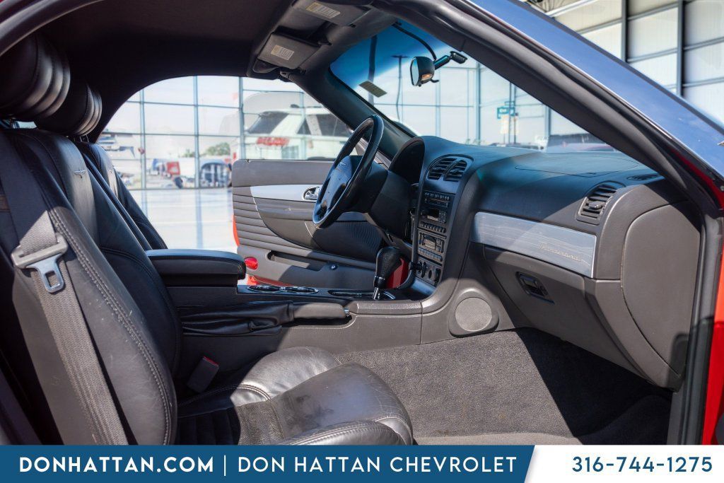 Used 2002 Ford Thunderbird RWD image 17