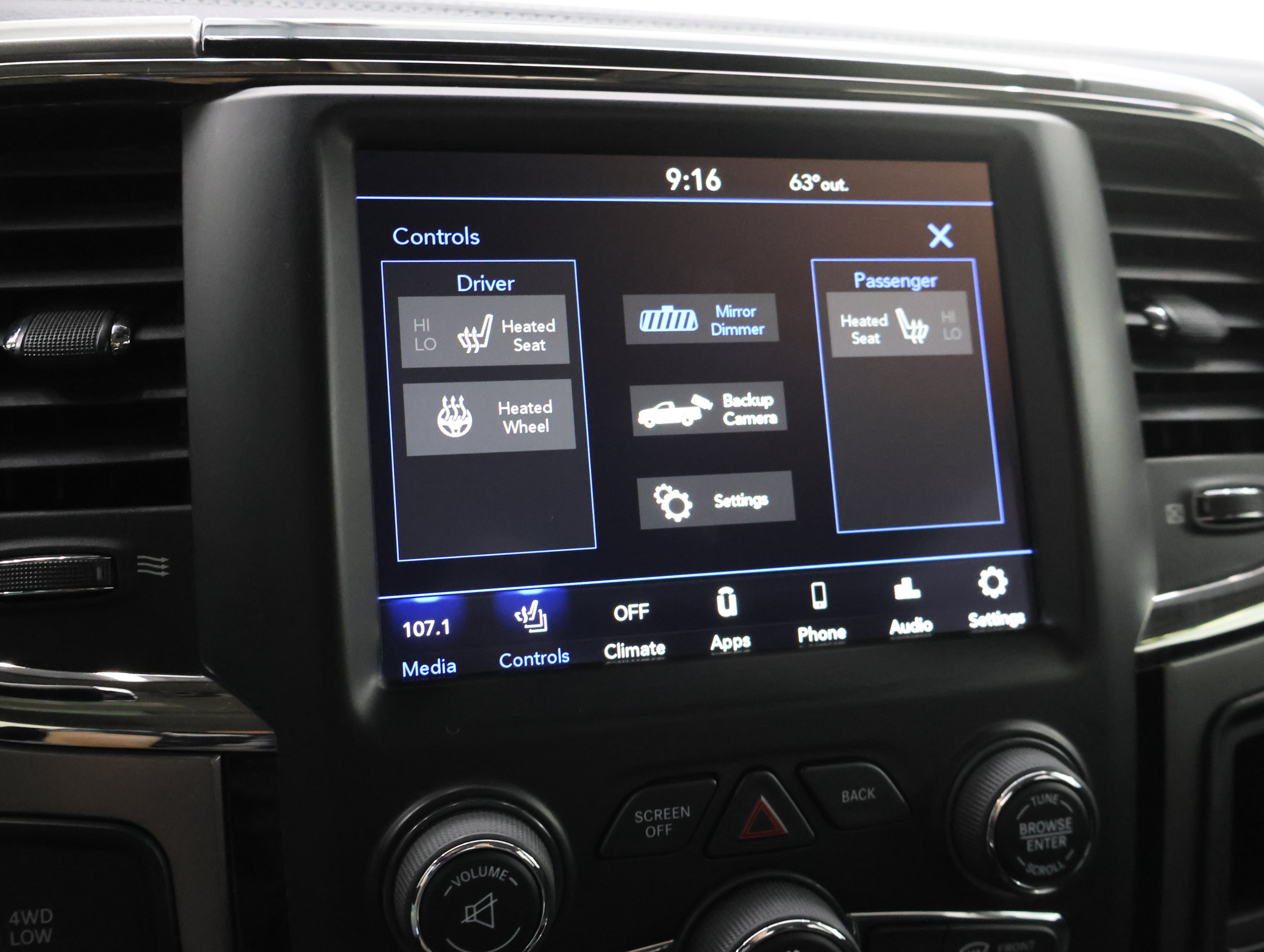 Used 2018 RAM 2500 Big Horn w/ Sport Appearance Group AWD/4WD image 48