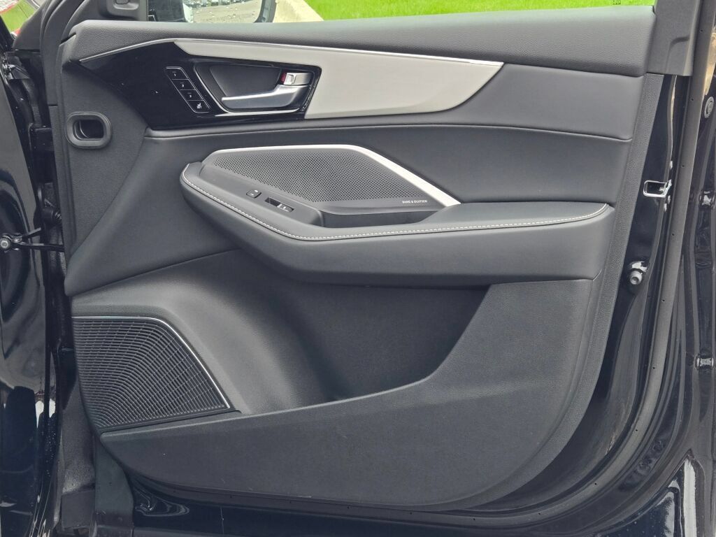 New 2026 Acura MDX w/ Technology Package FWD image 7