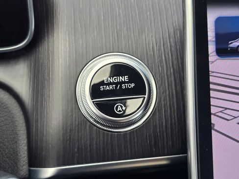 Used 2023 Mercedes-Benz S 500 4MATIC w/ AMG Line image 36