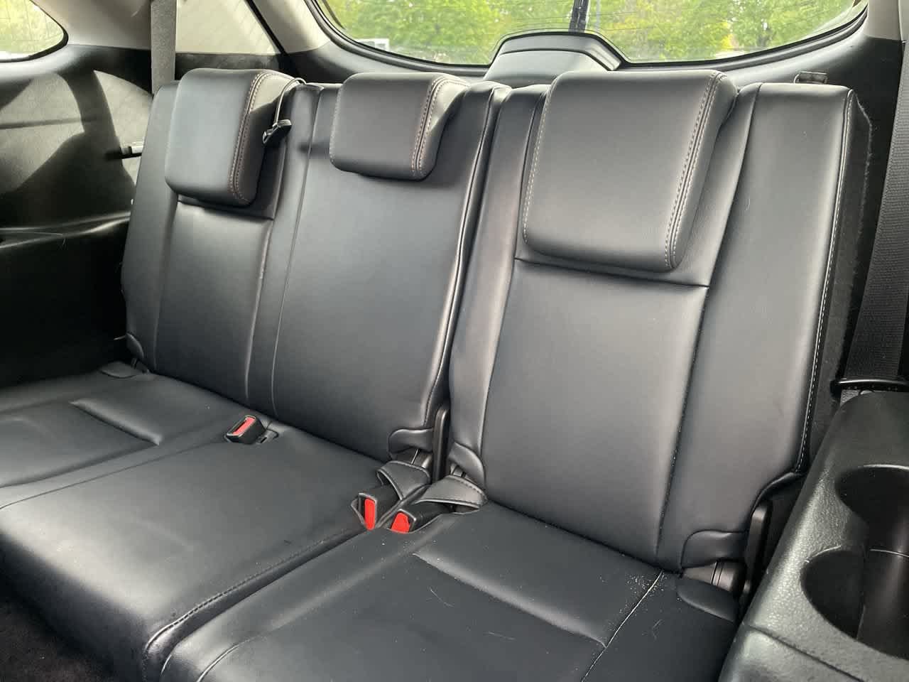 Used 2015 Toyota Highlander XLE AWD/4WD image 18