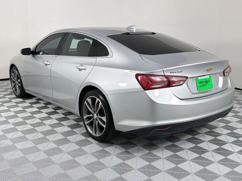 Used 2022 Chevrolet Malibu LT image 3