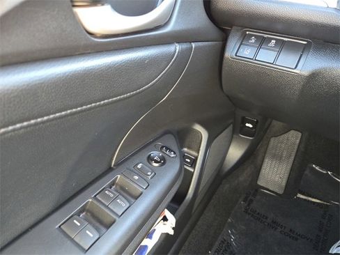 Used 2020 Honda Civic EX-L image 21