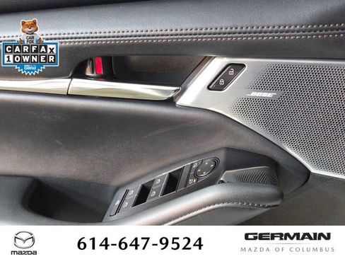 Used 2023 MAZDA MAZDA3 Hatchback w/Premium Plus Pkg image 26
