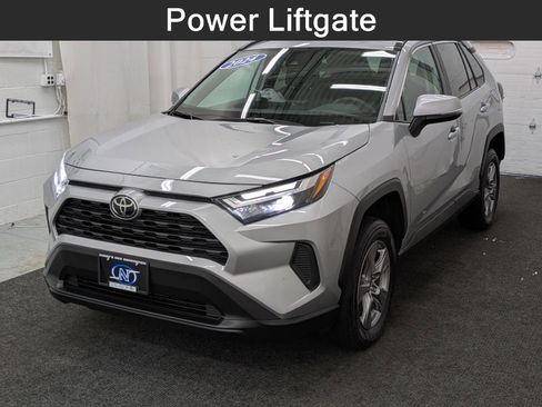 Used 2024 Toyota RAV4 XLE image 1