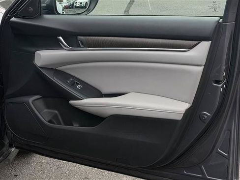 Used 2018 Honda Accord EX-L image 33