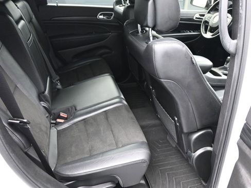 Used 2021 Jeep Grand Cherokee Laredo X AWD/4WD image 9