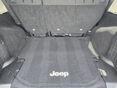 Used 2016 Jeep Wrangler Unlimited Sport w/ Quick Order Package 24S image 30