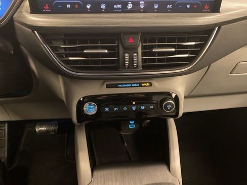 Used 2023 Ford Escape Platinum image 13