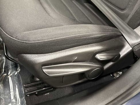 Used 2021 Jeep Renegade Latitude w/ Sun & Sound Group image 14