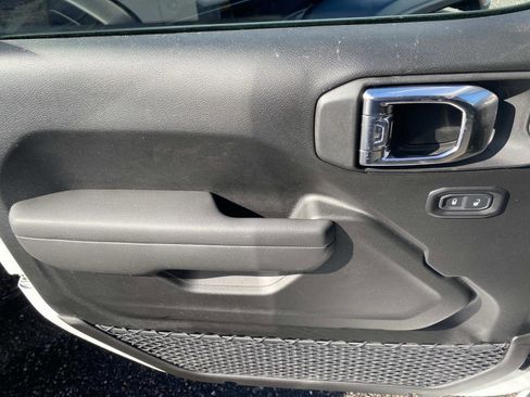 New 2026 Jeep Wrangler Sport S image 15