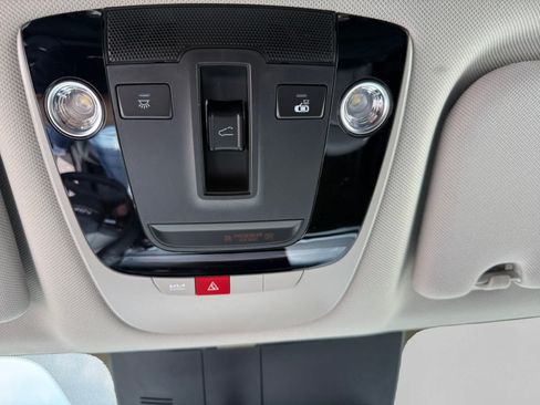 New 2026 Kia Sorento S w/ S Panoramic Sunroof Package FWD image 19