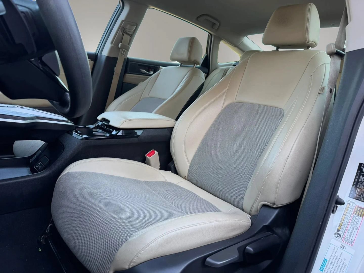 Used 2020 Honda Clarity Plug-In Hybrid image 24
