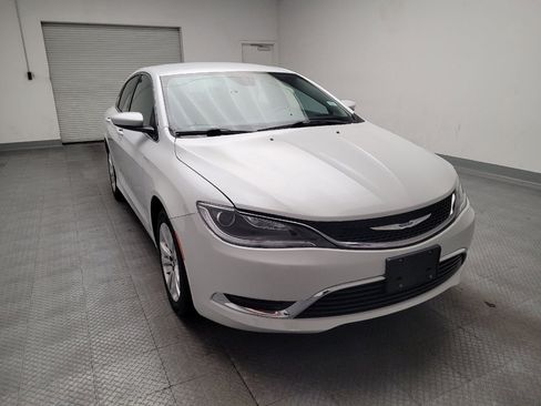 Used 2015 Chrysler 200 Limited w/ Convenience Group FWD image 14