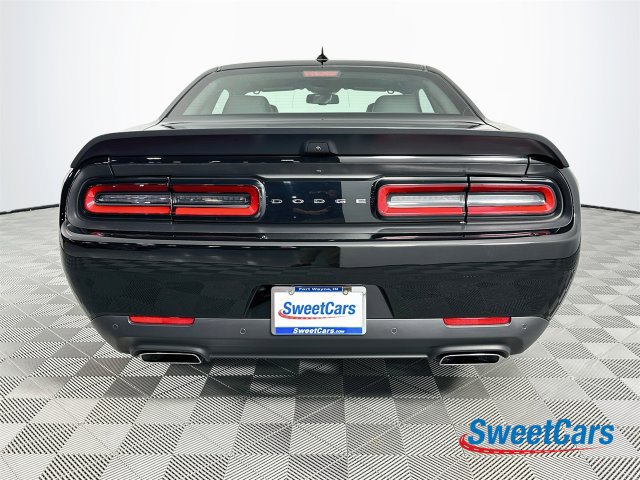 Used 2022 Dodge Challenger R/T Scat Pack RWD image 6