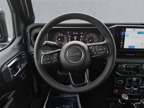 New 2026 Jeep Gladiator Rubicon w/ Steel Power Dome Hood Package AWD/4WD image 12