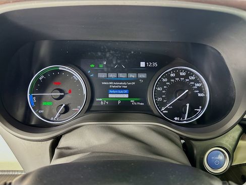 Used 2022 Toyota Sienna Platinum image 18