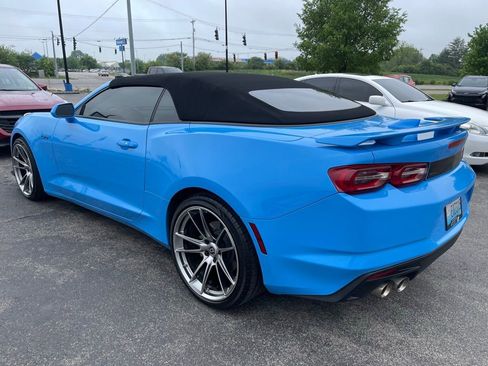 Used 2023 Chevrolet Camaro LT w/ Technology Package RWD image 4