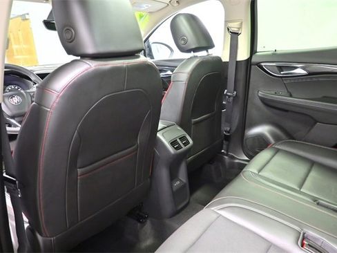 Certified 2022 Buick Envision Essence w/ Technology Package II image 13