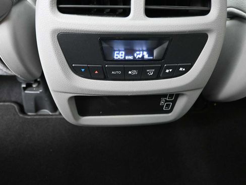 Used 2021 Honda Pilot Special Edition image 17