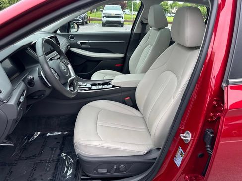 Certified 2023 Hyundai Sonata Limited FWD image 14