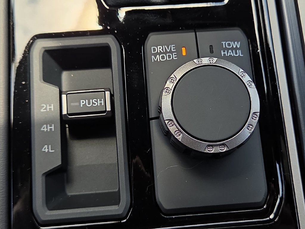 New 2026 Toyota Sequoia Platinum AWD/4WD image 22