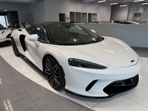 Used 2023 McLaren GT RWD image 5