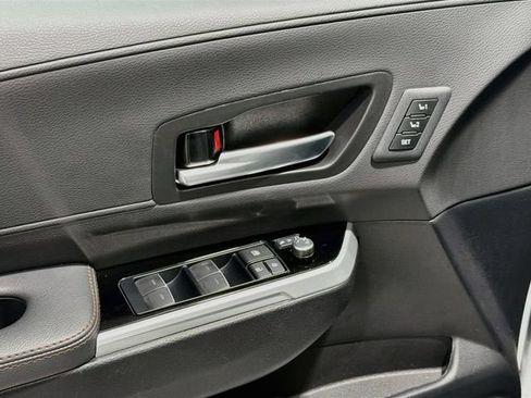 Certified 2026 Toyota Sienna Limited FWD image 15