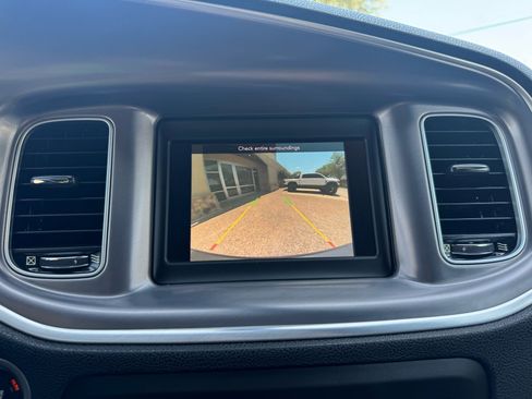 Used 2020 Dodge Charger SXT RWD image 17