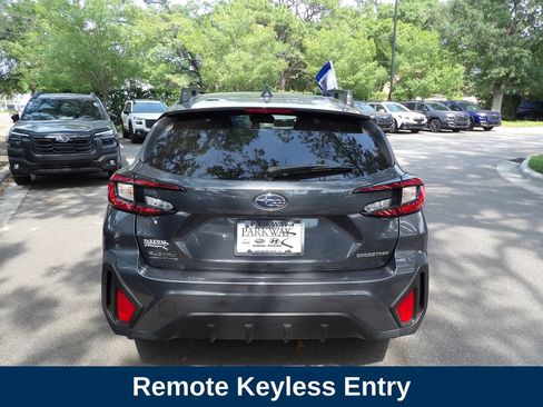 Used 2024 Subaru Crosstrek 2.0i Premium AWD/4WD image 8