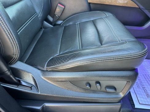 Used 2018 GMC Yukon XL Denali w/ Open Road Package image 39