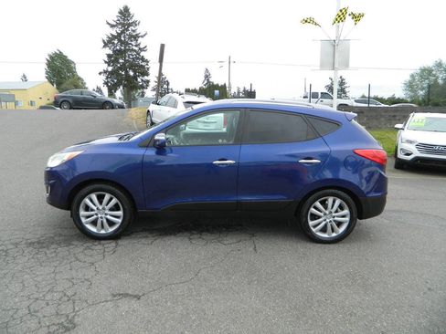 Used 2010 Hyundai Tucson Limited FWD image 5