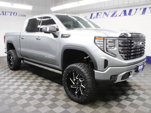 Used 2025 GMC Sierra 1500 Denali Ultimate AWD/4WD image 4