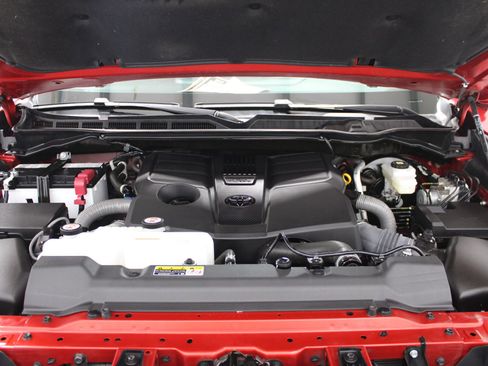 Used 2024 Toyota Tundra Limited w/ TRD Off-Road Package AWD/4WD image 8