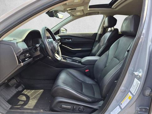 Used 2023 Honda Accord Touring image 16