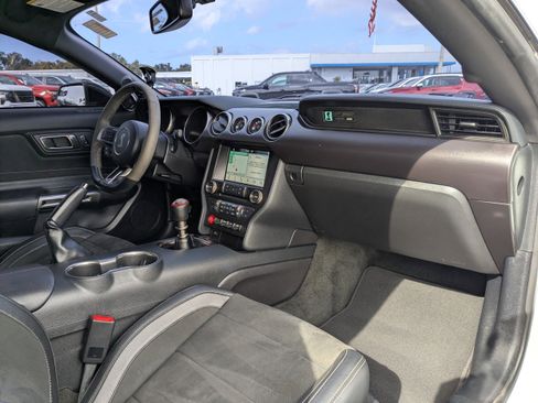 Used 2018 Ford Mustang Shelby GT350 w/ Convenience Package image 13