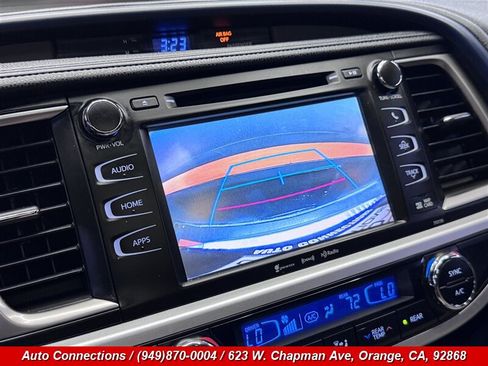 Used 2016 Toyota Highlander XLE FWD image 22