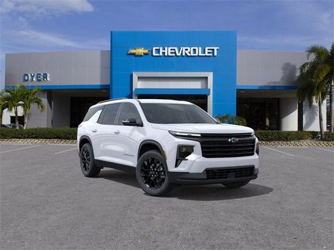 New 2026 Chevrolet Traverse LT image 1