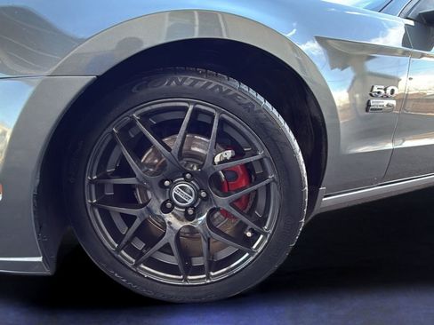 Used 2014 Ford Mustang GT Premium w/ Comfort Package image 17