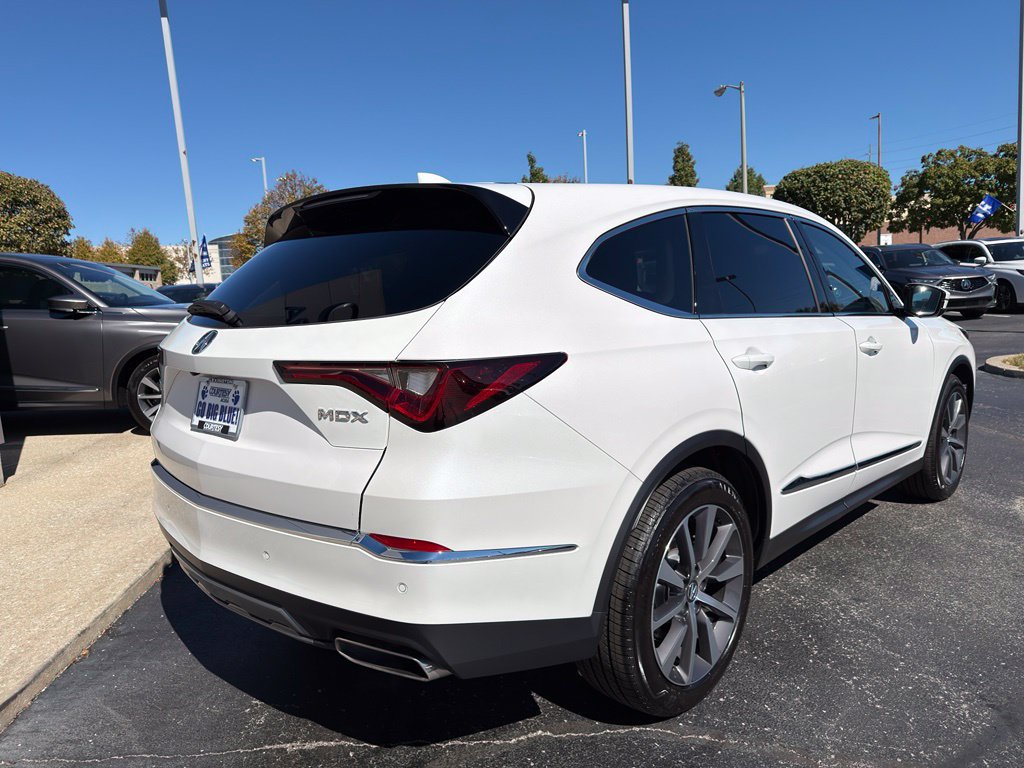 Certified 2026 Acura MDX w/ Technology Package FWD image 3