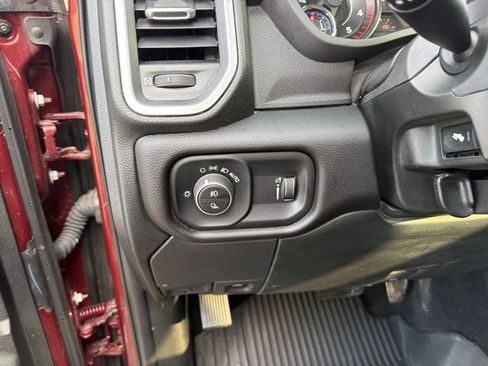 Used 2023 RAM 2500 Big Horn w/ Level 2 Equipment Group AWD/4WD image 18