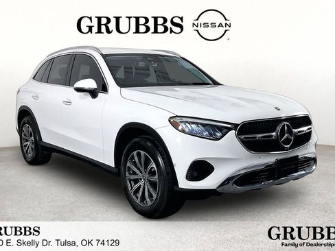 Used 2024 Mercedes-Benz GLC 300 image 1