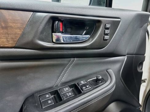 Used 2018 Subaru Outback 2.5i Limited AWD/4WD image 16