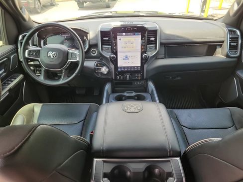 Used 2023 RAM 1500 Laramie AWD/4WD image 7