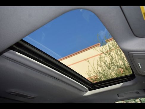 Used 2018 GMC Sierra 3500 Denali image 32