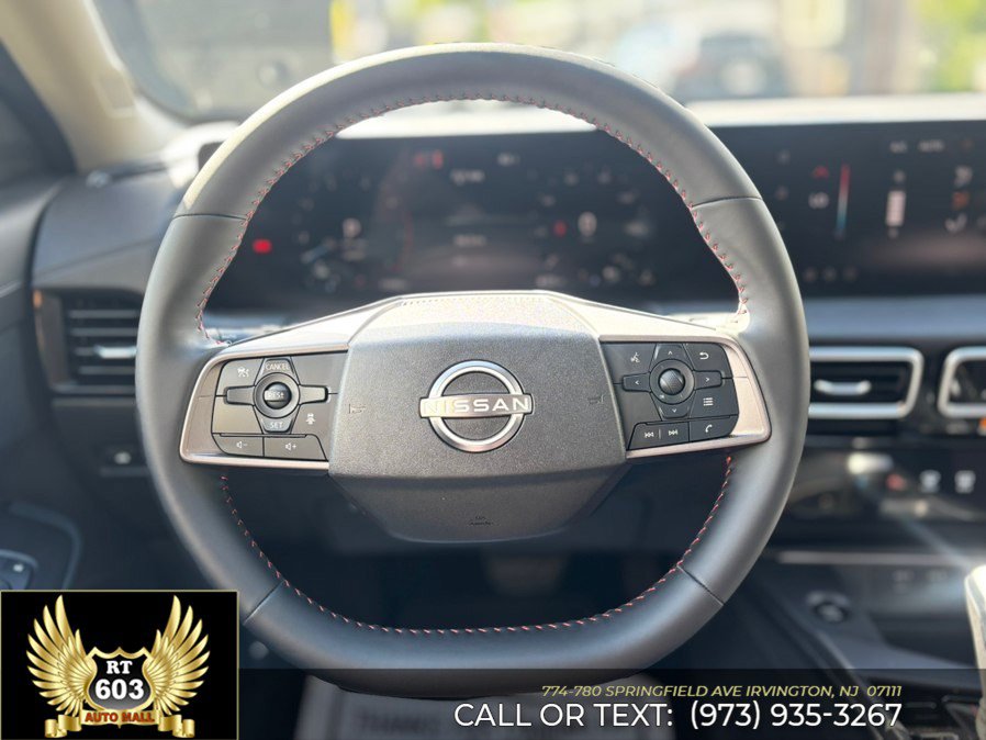 Used 2026 Nissan Sentra SR w/ Floor Mat Package FWD image 13
